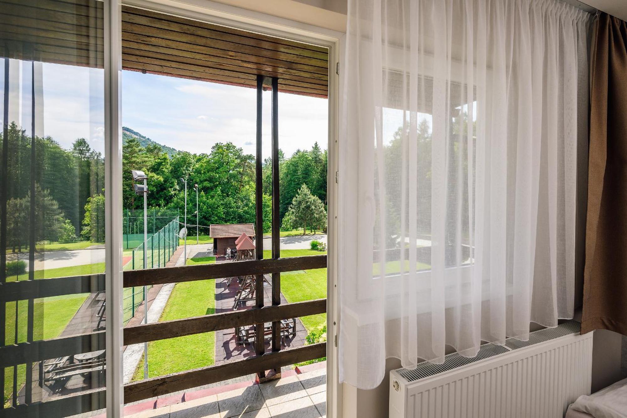 Chata Cementar Podhorie  Exteriér fotografie